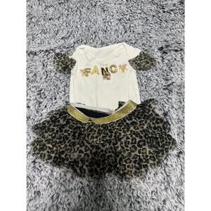 Girls 3 month old tutu and leopard print shirt. EUC